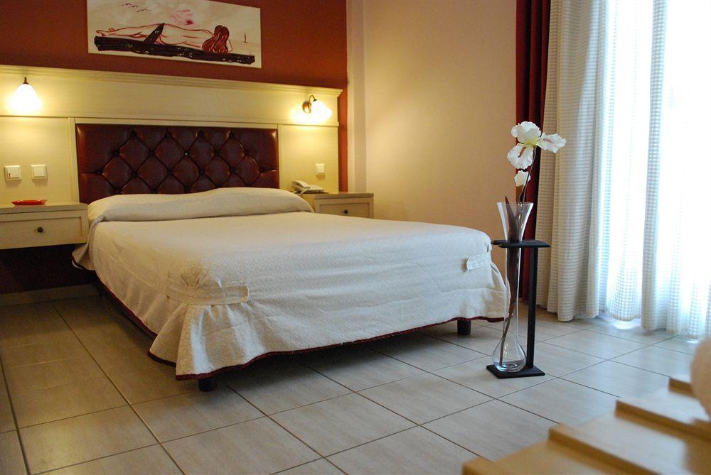 Sokratis Hotel Nea Moudania Bagian luar foto